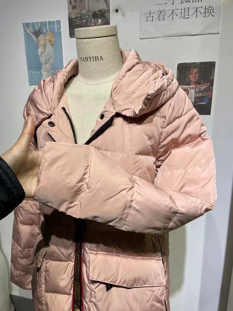 Givenchy givenchy pink hooded quilted down jacket Size US M / EU 48-50 / 2 - 3 Thumbnail