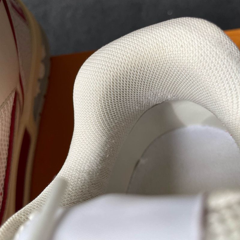 Louis Vuitton Louis Vuitton Retro White Red Trainer Sneakers 0079 Size US 8.5 / EU 41-42 - 11 Thumbnail