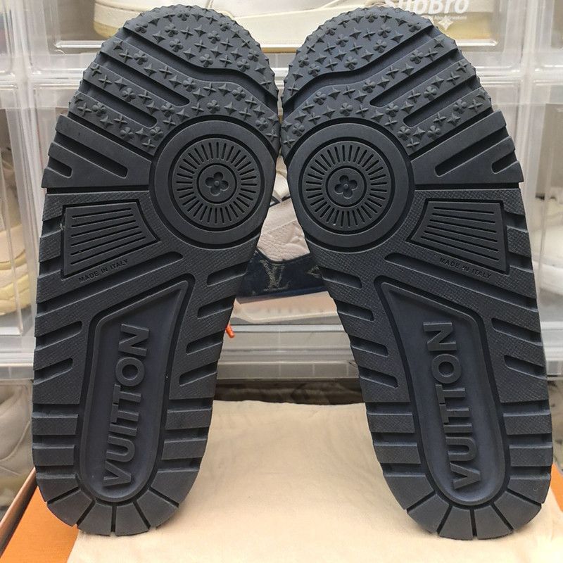 Louis Vuitton Louis Vuitton Trainer Maxi Sneakers in Gray and Orange 0079 Size US 8 / EU 41 - 4 Thumbnail