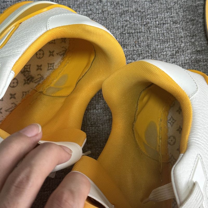 Louis Vuitton Louis Vuitton Classic Trainer Low Top Sneakers 0079 Size US 9.5 / EU 42-43 - 10 Thumbnail
