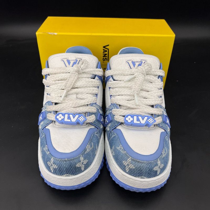 Louis Vuitton Louis Vuitton Trainer Maxi Blue and White Sneakers 0079 Size US 9 / EU 42 - 2 Thumbnail