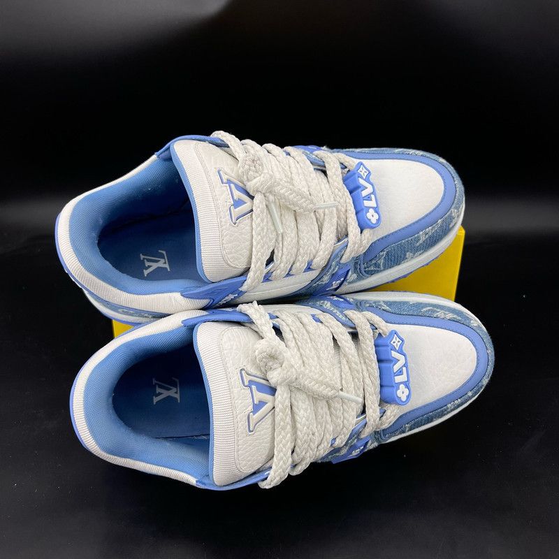 Louis Vuitton Louis Vuitton Trainer Maxi Blue and White Sneakers 0079 Size US 9 / EU 42 - 7 Thumbnail