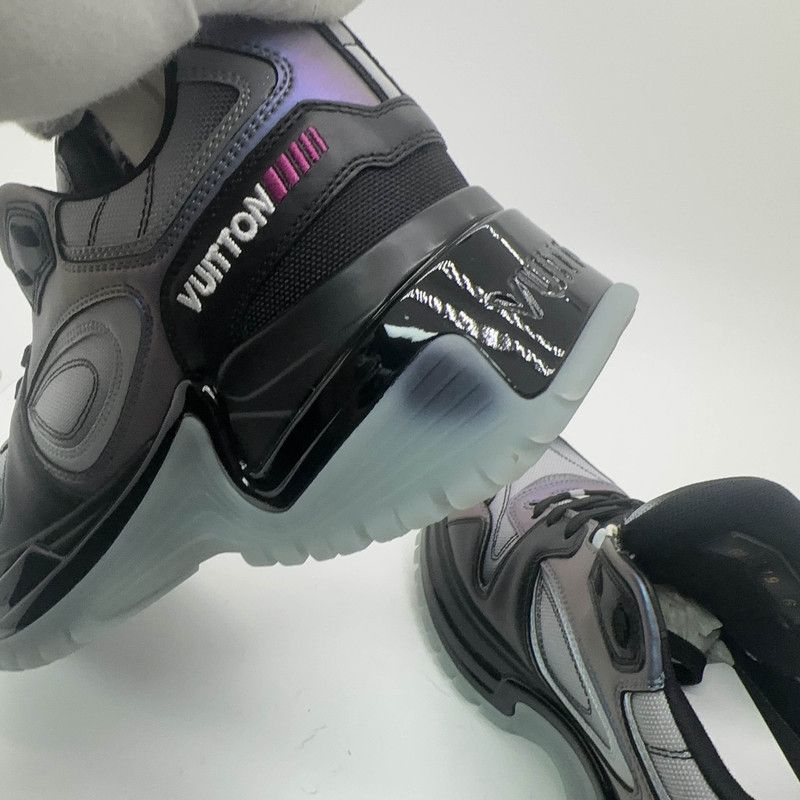 Louis Vuitton Louis Vuitton Run Away Pulse Sneakers in Black and Purple 0079 Size US 7 / EU 40 - 6 Thumbnail
