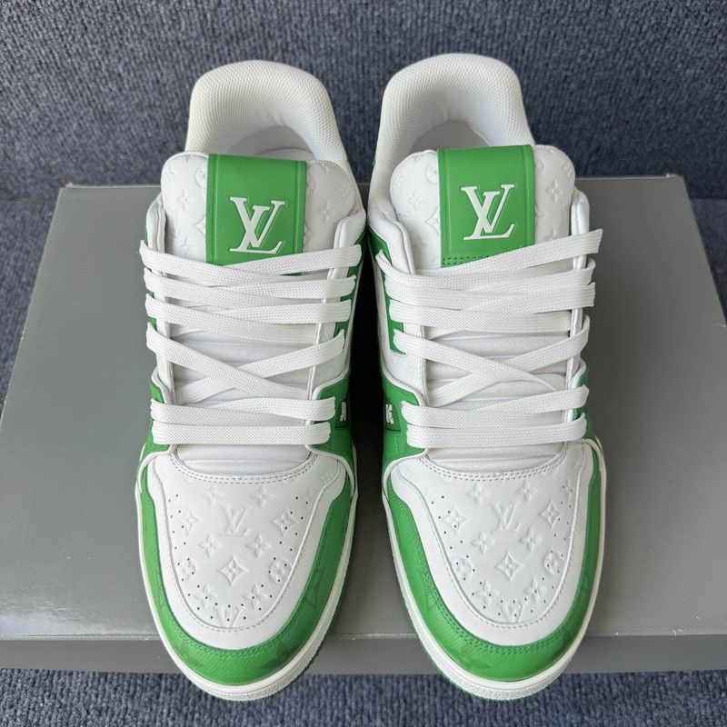 Louis Vuitton Louis Vuitton Trainer Low-Top Fashion Sneakers for All 0079 Size US 8.5 / EU 41-42 - 2 Thumbnail