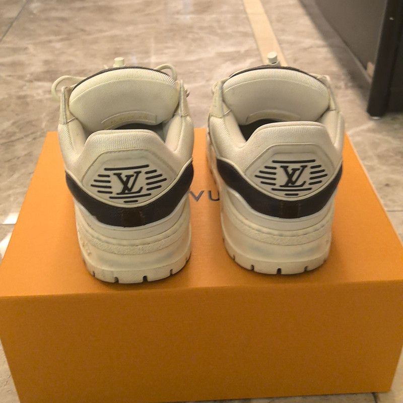 Louis Vuitton Louis Vuitton Trainer Maxi Leather Low-Top Sneakers 0079 Size US 9.5 / EU 42-43 - 3 Thumbnail