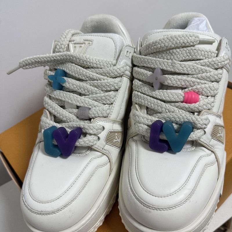 Louis Vuitton Louis Vuitton Trainer Maxi Low Top Fashion Sneakers 0079 Size US 10.5 / EU 43-44 - 2 Thumbnail