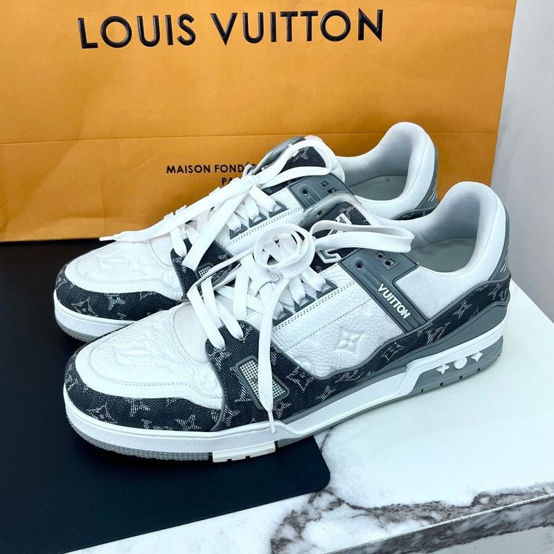 Louis Vuitton Louis Vuitton Low-Top Trainer Sneakers in Gray 0079 Size US 14 / EU 47 - 2 Thumbnail