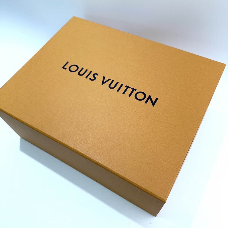 Louis Vuitton Louis Vuitton Trainer Black Leather Low-Top Sneakers 0079 Size US 10.5 / EU 43-44 - 6 Thumbnail