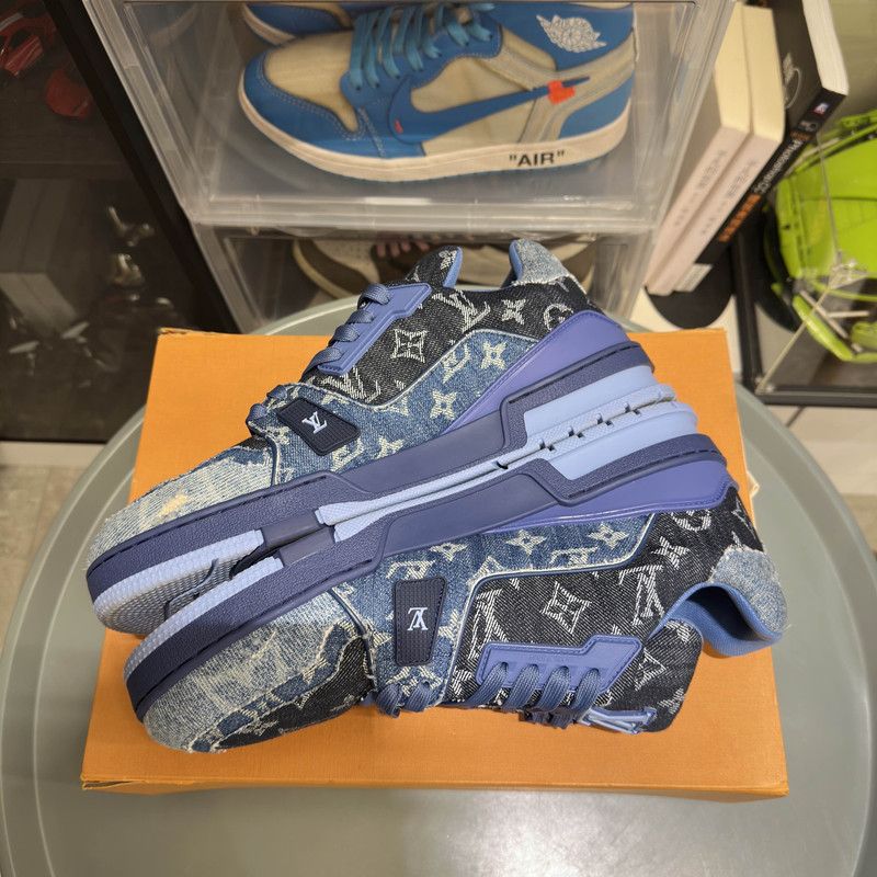 Louis Vuitton Louis Vuitton Blue Denim Low-Top Trainers 0079 Size US 10.5 / EU 43-44 - 10 Thumbnail