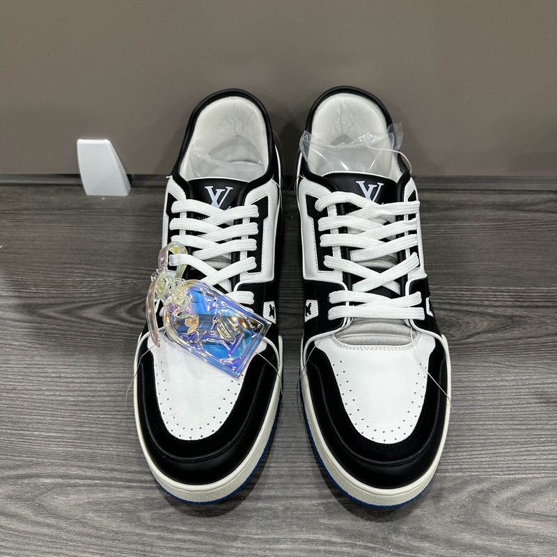Louis Vuitton Louis Vuitton Trainer Sneakers in Black and Blue 0079 Size US 10.5 / EU 43-44 - 2 Thumbnail