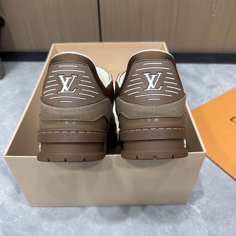 Louis Vuitton Louis Vuitton Low-Top Trainer Sneakers in Brown 0079 Size US 8 / EU 41 - 3 Thumbnail