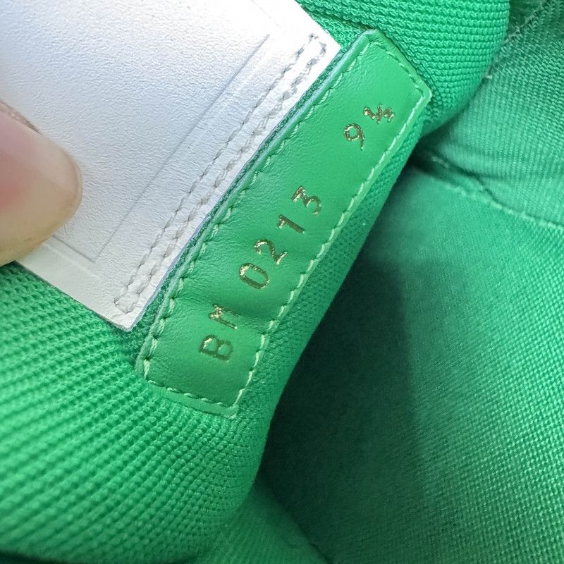 Louis Vuitton Louis Vuitton Green Low-Top Sneakers 0079 Size US 10.5 / EU 43-44 - 5 Thumbnail