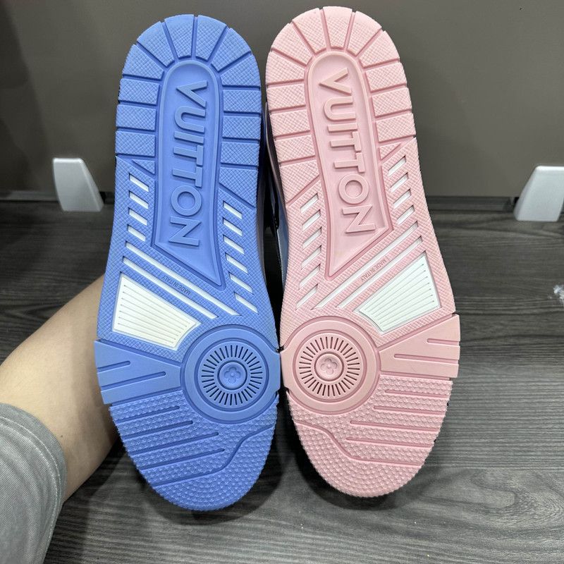 Louis Vuitton Louis Vuitton Trainer Low-top Sneakers with Artistic Design 0079 Size US 9.5 / EU 42-43 - 4 Thumbnail