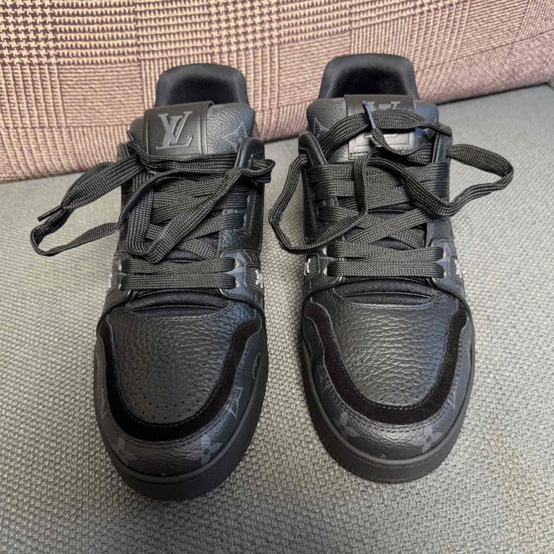 Louis Vuitton Louis Vuitton Trainer Skate Shoes in Black 0079 Size US 8 / EU 41 - 2 Thumbnail