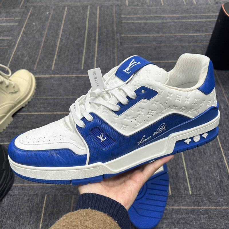 Louis Vuitton Louis Vuitton Blue and White Low-Top Trainers 0079 Size US 11 / EU 44 - 6 Thumbnail