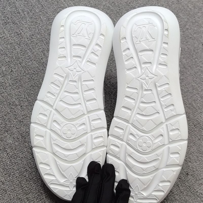 Louis Vuitton Louis Vuitton Show Up Casual Sneakers for Men 0079 Size US 9.5 / EU 42-43 - 4 Thumbnail