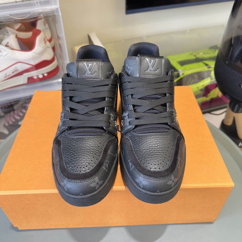 Louis Vuitton Louis Vuitton Monogram Canvas Trainer Sneakers Black 0079 Size US 8 / EU 41 - 2 Thumbnail