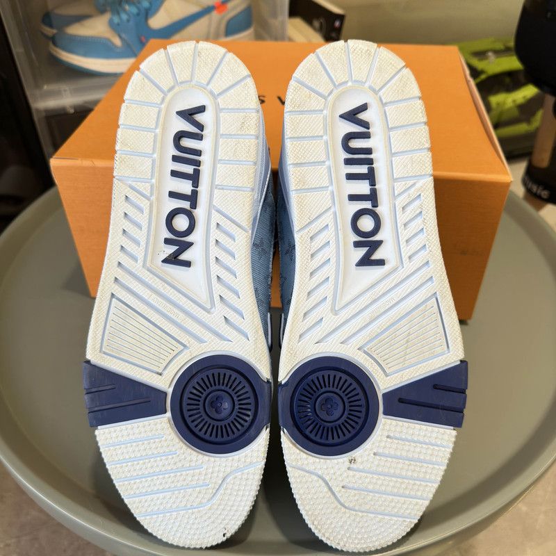 Louis Vuitton Louis Vuitton Denim-Style Trainer Sneakers for Men 0079 Size US 9.5 / EU 42-43 - 4 Thumbnail