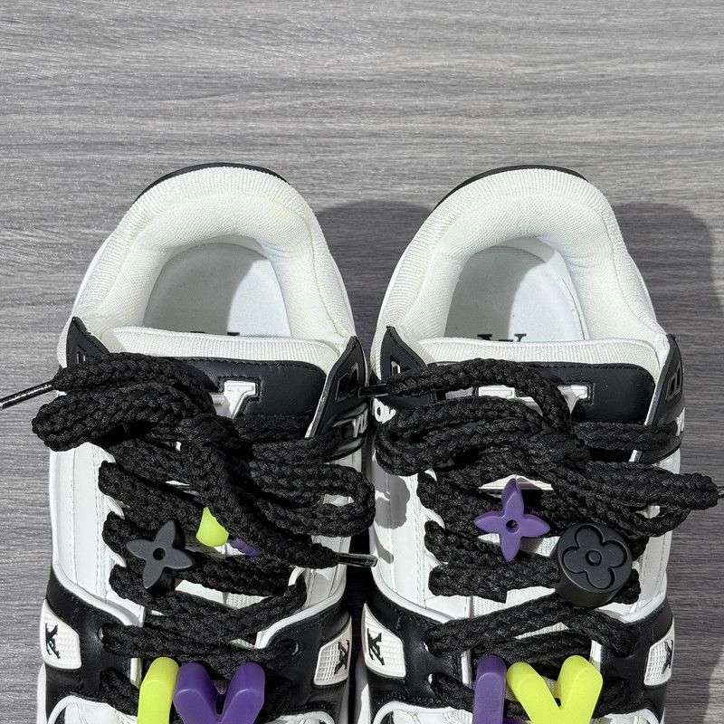 Louis Vuitton Louis Vuitton Trainer Maxi Low-Top Sneakers 0079 Size US 8.5 / EU 41-42 - 8 Thumbnail