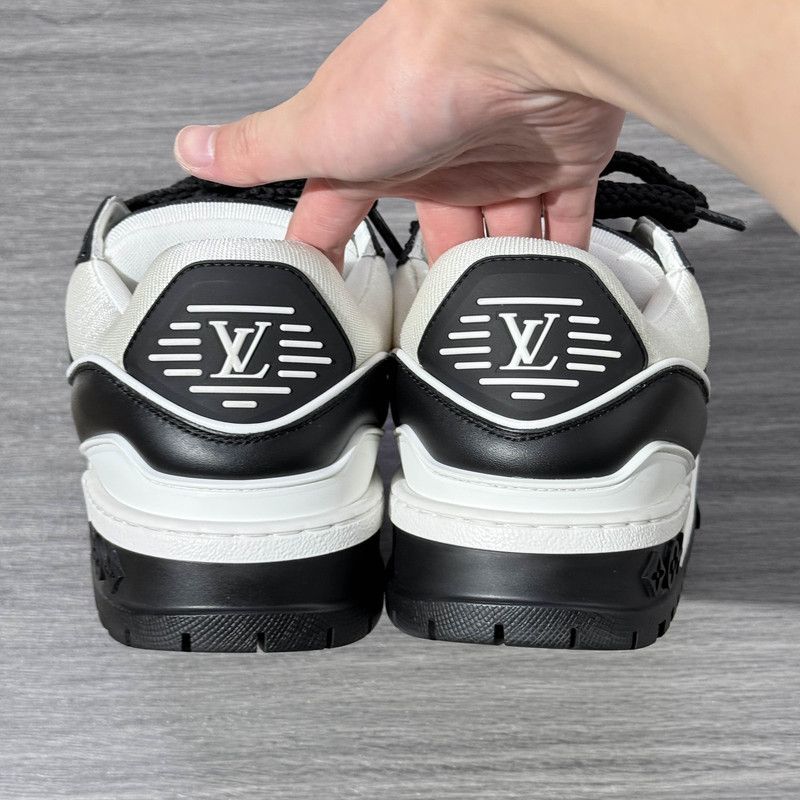 Louis Vuitton Louis Vuitton Trainer Maxi Low-Top Sneakers 0079 Size US 8.5 / EU 41-42 - 3 Thumbnail
