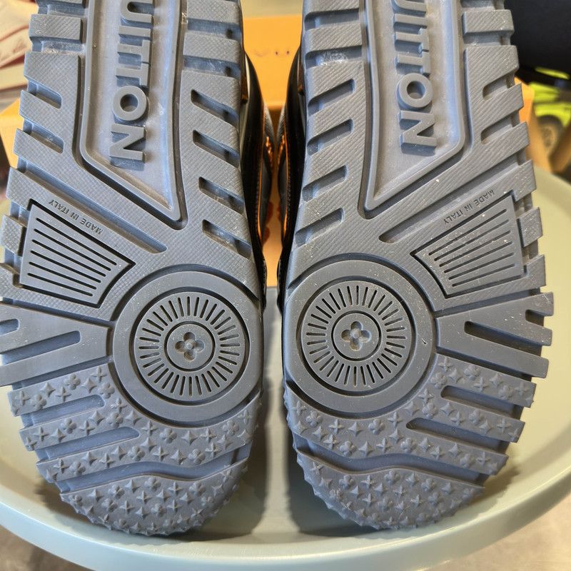 Louis Vuitton Louis Vuitton Trainer Maxi Sneakers in Gray Orange 0079 Size US 8 / EU 41 - 6 Thumbnail