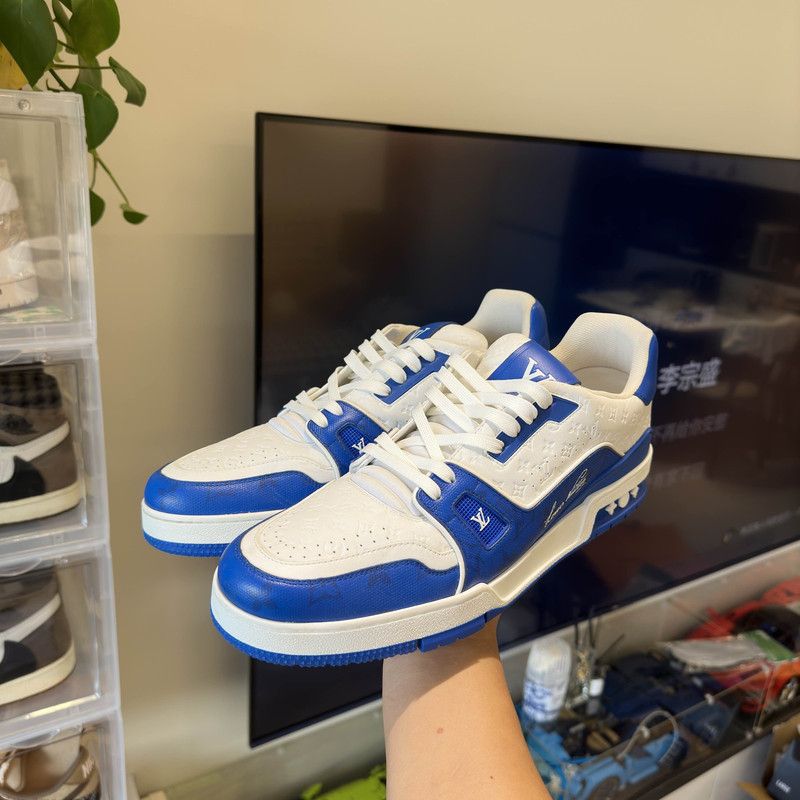 Louis Vuitton Louis Vuitton Blue Leather Low-Top Sneakers 0079 Size US 11 / EU 44 - 19 Thumbnail
