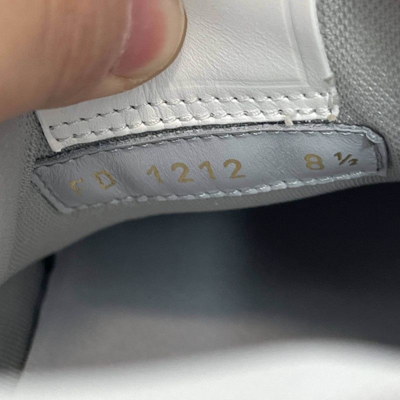 Louis Vuitton Louis Vuitton White Cement Low-Top Fashion Sneakers 0079 Size US 9.5 / EU 42-43 - 5 Thumbnail