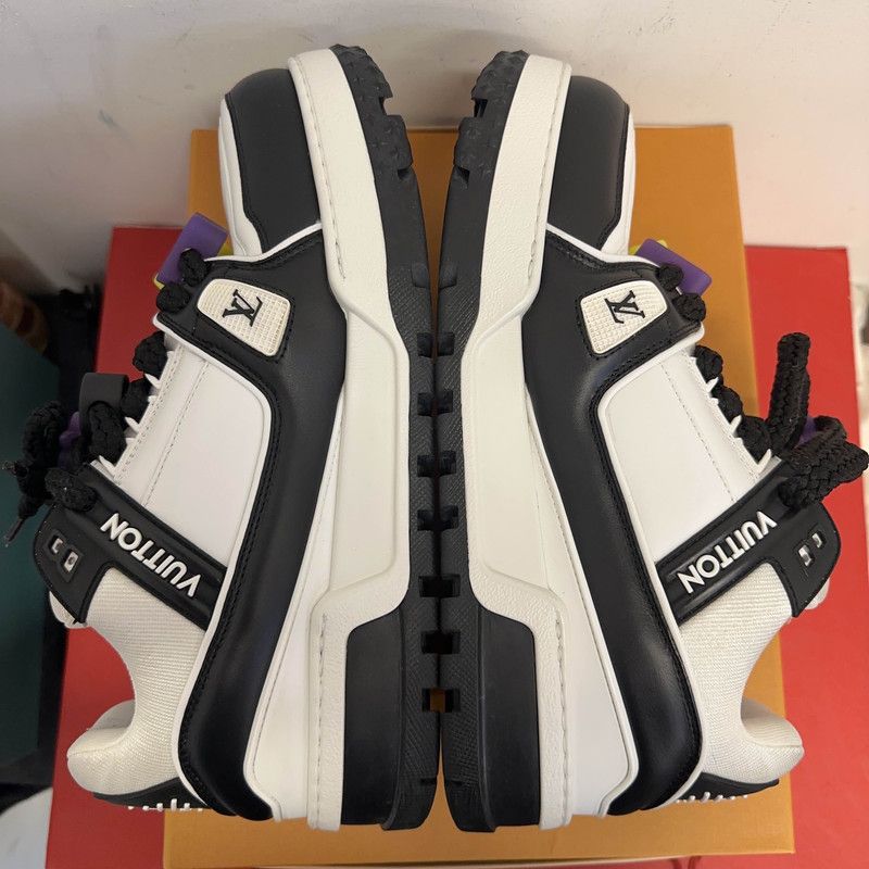 Louis Vuitton Louis Vuitton Trainer Maxi Black and White Sneakers 0079 Size US 8.5 / EU 41-42 - 7 Thumbnail