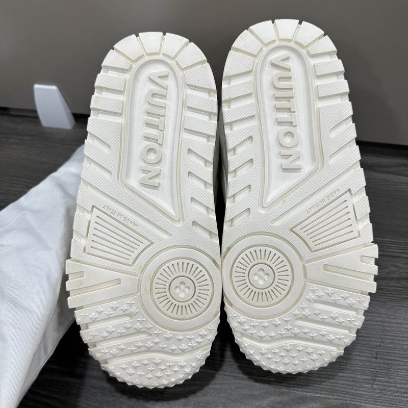 Louis Vuitton Louis Vuitton Trainer Maxi Fashion Sneakers for Men 0079 Size US 7.5 / EU 40-41 - 4 Thumbnail