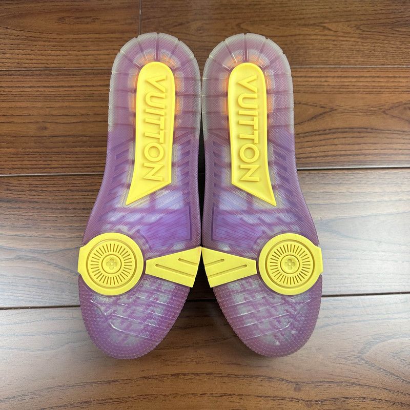 Louis Vuitton Louis Vuitton Trainer Casual Sneakers in Purple and Gold 0079 Size US 9.5 / EU 42-43 - 4 Thumbnail