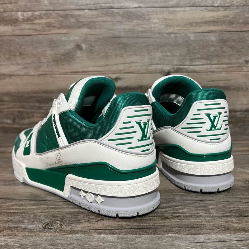 Louis Vuitton Louis Vuitton Trainer Low Top Sneakers in Green 0079 Size US 8 / EU 41 - 8 Thumbnail