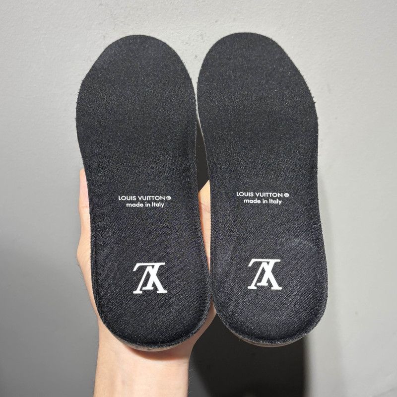 Louis Vuitton Louis Vuitton Trainer Leather Low-Top Sneakers 0079 Size US 8 / EU 41 - 10 Thumbnail