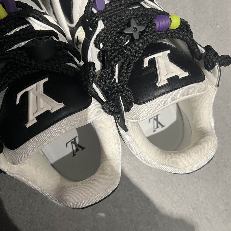 Louis Vuitton Louis Vuitton Trainer Maxi Low Top Sneakers 0079 Size US 9.5 / EU 42-43 - 10 Thumbnail