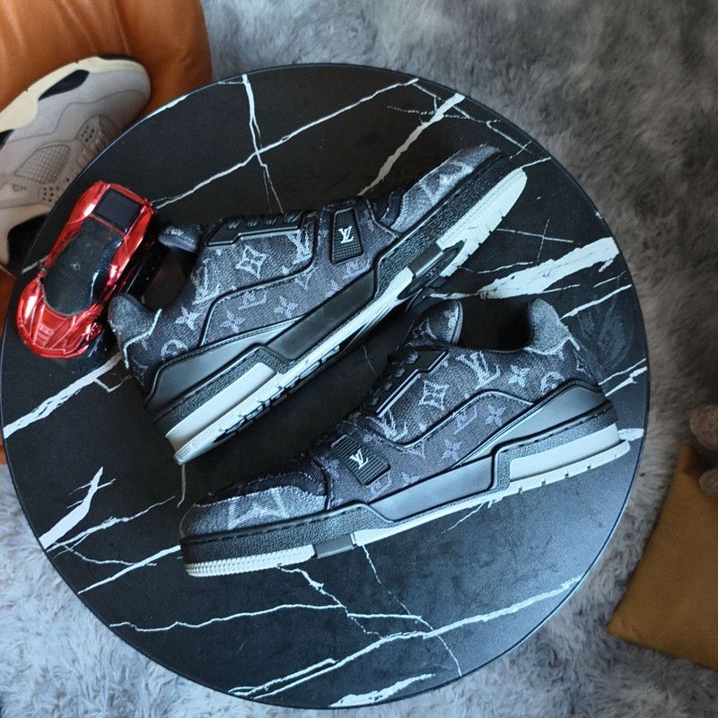 Louis Vuitton Louis Vuitton Denim Trainer Low-Top Sneakers 0079 Size US 10.5 / EU 43-44 - 7 Thumbnail