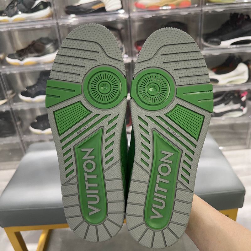 Louis Vuitton Louis Vuitton Trainer Low-top Fashion Sneakers 0079 Size US 8 / EU 41 - 4 Thumbnail