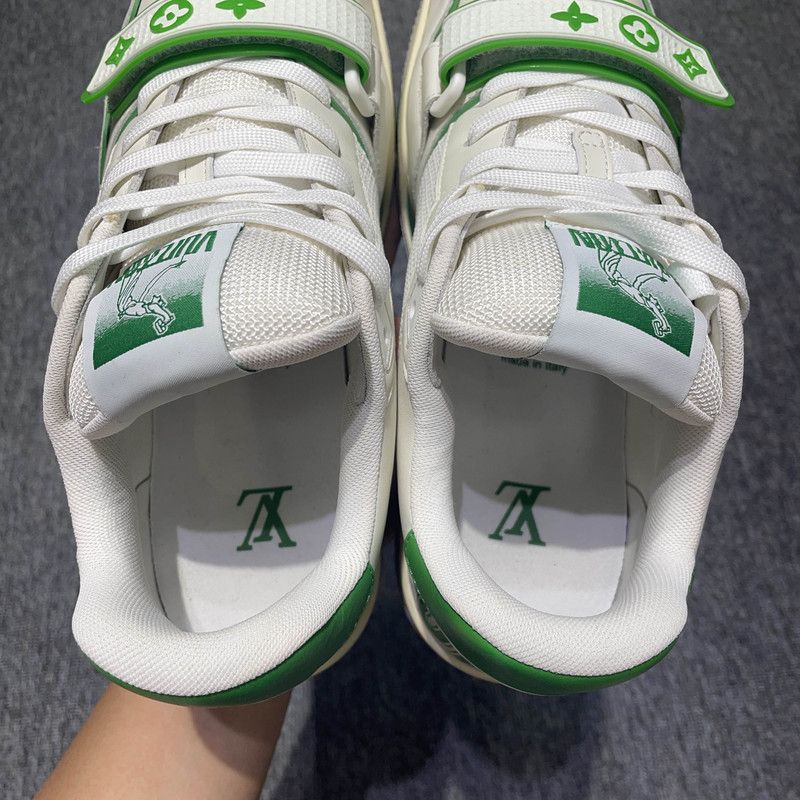Louis Vuitton Louis Vuitton Classic Trainer Sneakers in White and Green 0079 Size US 8 / EU 41 - 12 Thumbnail