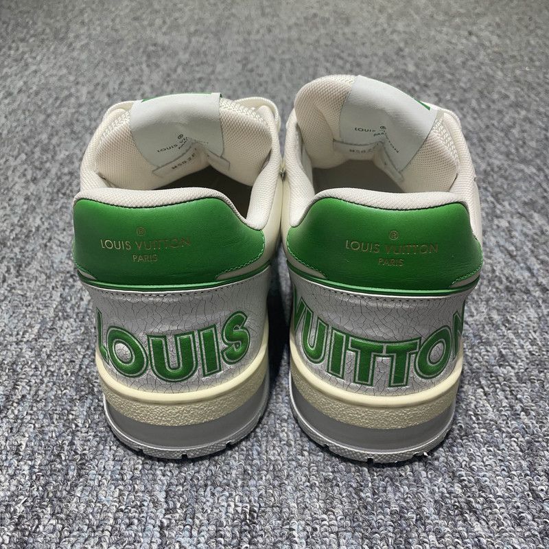 Louis Vuitton Louis Vuitton Classic Trainer Sneakers in White and Green 0079 Size US 8 / EU 41 - 3 Thumbnail