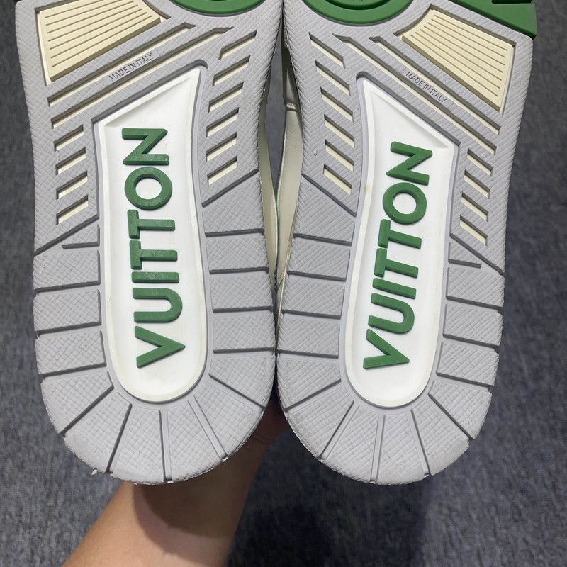 Louis Vuitton Louis Vuitton Classic Trainer Sneakers in White and Green 0079 Size US 8 / EU 41 - 8 Thumbnail