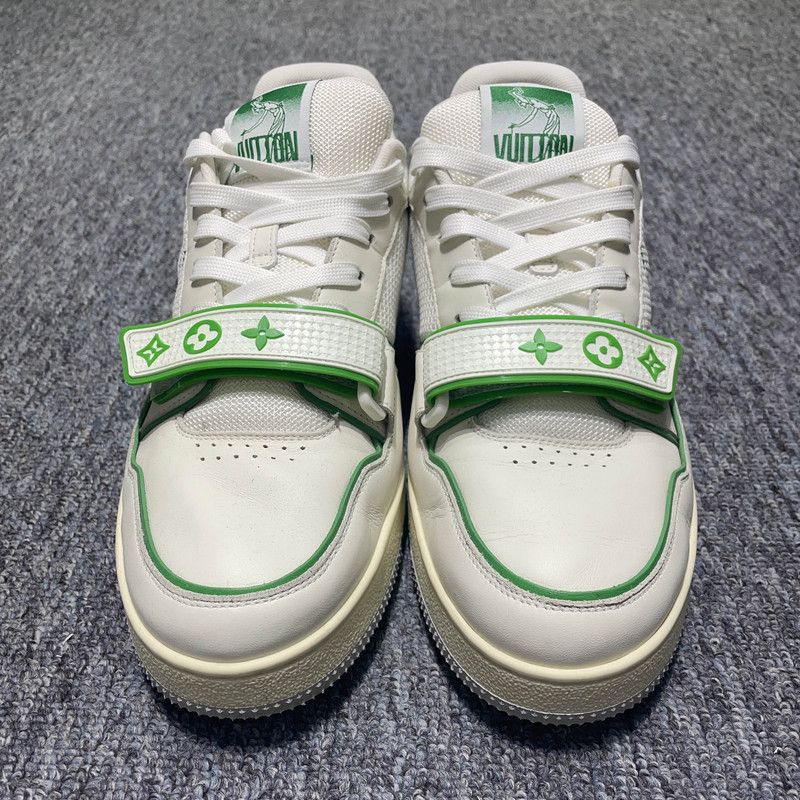 Louis Vuitton Louis Vuitton Classic Trainer Sneakers in White and Green 0079 Size US 8 / EU 41 - 2 Thumbnail