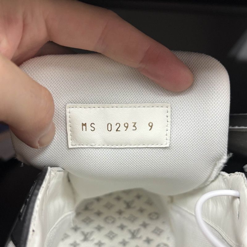 Louis Vuitton Louis Vuitton Trainer Panda Low-Top Sneakers 0079 Size US 9.5 / EU 42-43 - 5 Thumbnail