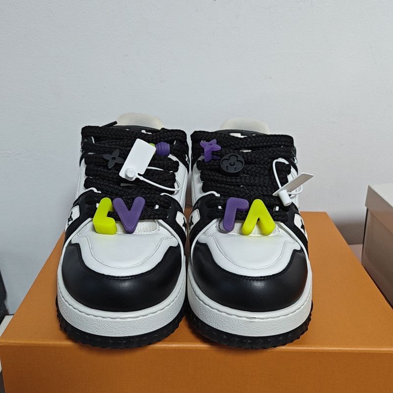 Louis Vuitton Louis Vuitton Trainer Maxi Low-Top Sneakers 0079 Size US 10.5 / EU 43-44 - 2 Thumbnail