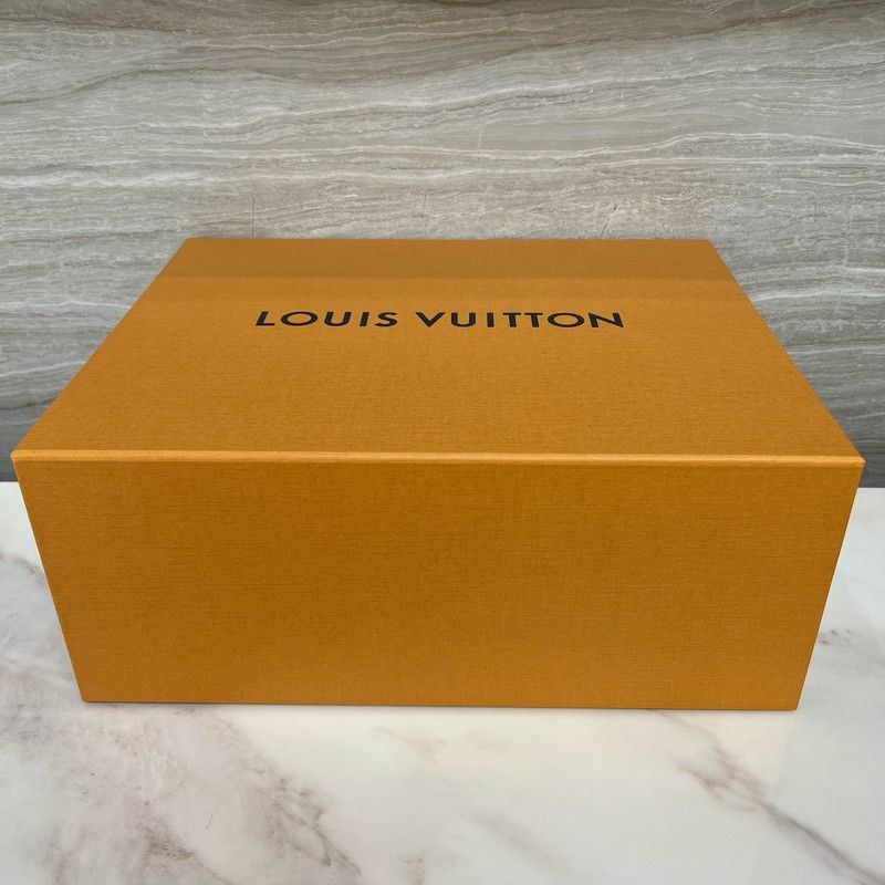Louis Vuitton Louis Vuitton Classic Pattern Vintage Fashion Sneakers 0079 Size US 8 / EU 41 - 6 Thumbnail