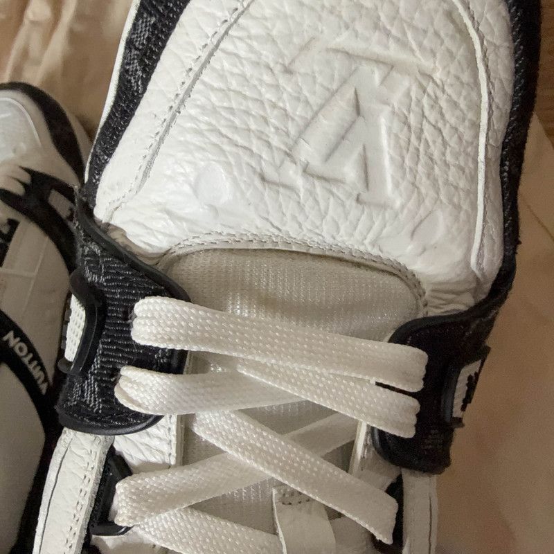 Louis Vuitton Louis Vuitton Panda Print Low-Top Sneakers 0079 Size US 8.5 / EU 41-42 - 6 Thumbnail
