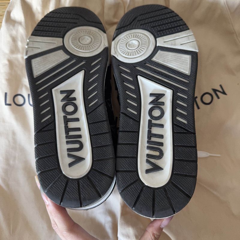 Louis Vuitton Louis Vuitton Panda Print Low-Top Sneakers 0079 Size US 8.5 / EU 41-42 - 4 Thumbnail