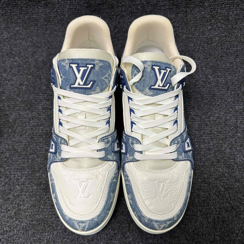 Louis Vuitton Louis Vuitton Stylish Leather Low-Top Sneakers 0079 Size US 9.5 / EU 42-43 - 2 Thumbnail