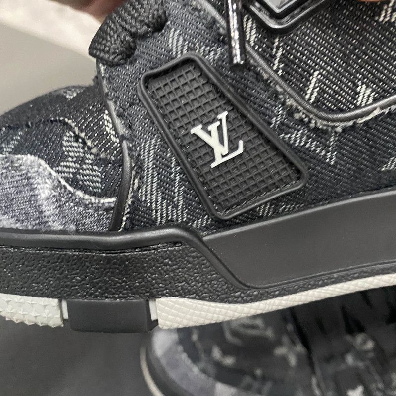 Louis Vuitton Louis Vuitton Black Denim Low-Top Trainer Sneakers 0079 Size US 7.5 / EU 40-41 - 17 Thumbnail