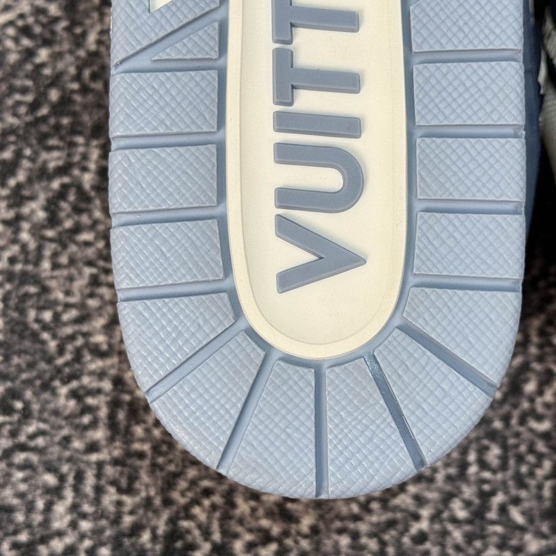 Louis Vuitton Louis Vuitton Blue and White Trainer Low-Top Sneakers 0079 Size US 8.5 / EU 41-42 - 8 Thumbnail