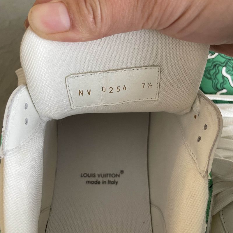 Louis Vuitton Louis Vuitton Green & White Trainer Sneakers 0079 Size US 8 / EU 41 - 5 Thumbnail