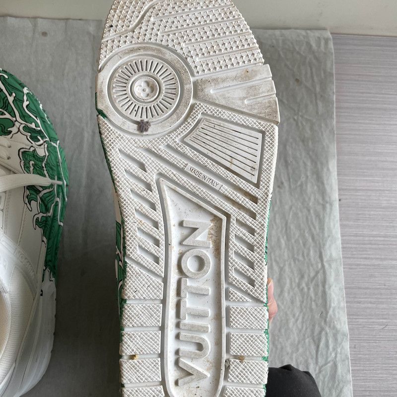Louis Vuitton Louis Vuitton Green & White Trainer Sneakers 0079 Size US 8 / EU 41 - 4 Thumbnail