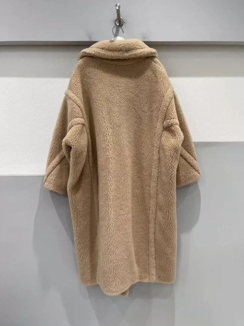 Max Mara MaxMara Beige Gold Button Teddy Coat Size S / US 4 / IT 40 - 3 Thumbnail
